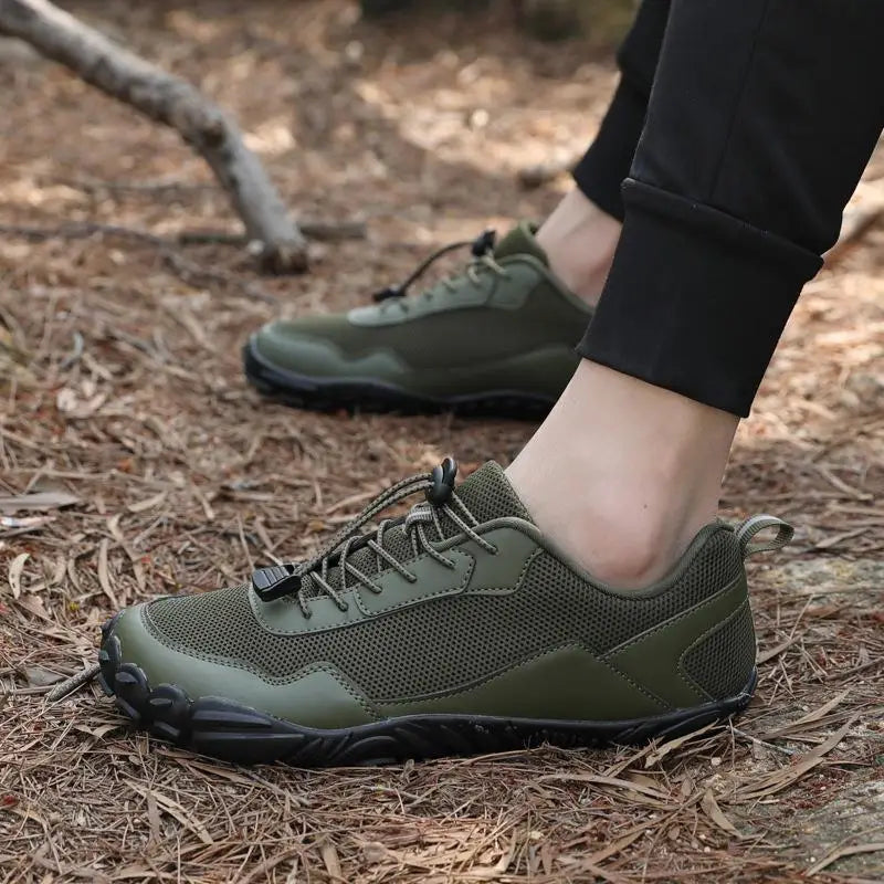 Barefoot hiking shoes for men and women