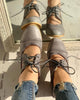 Chaussures Vintage à Talons gris prise 2