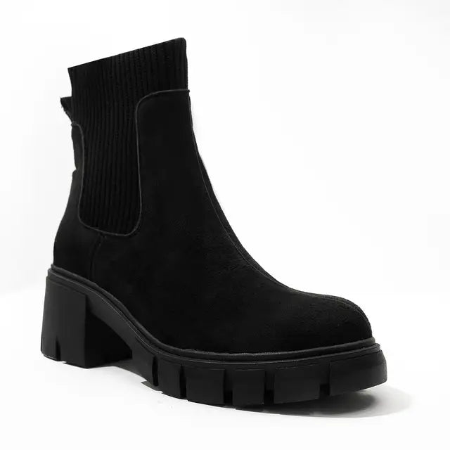 Nubuck Heeled Ankle Boots for Women: Elegance and Comfort for Fall-Winter